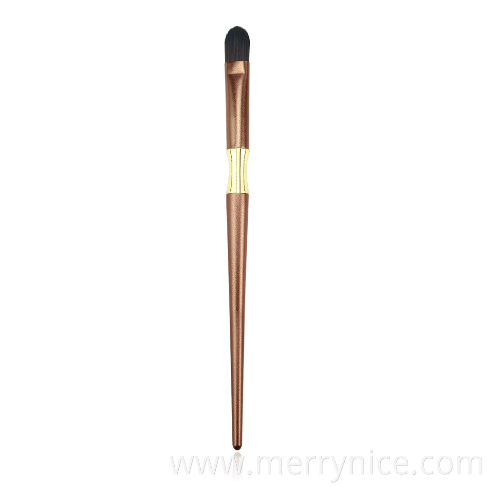 Concealer Brush Under Eyes